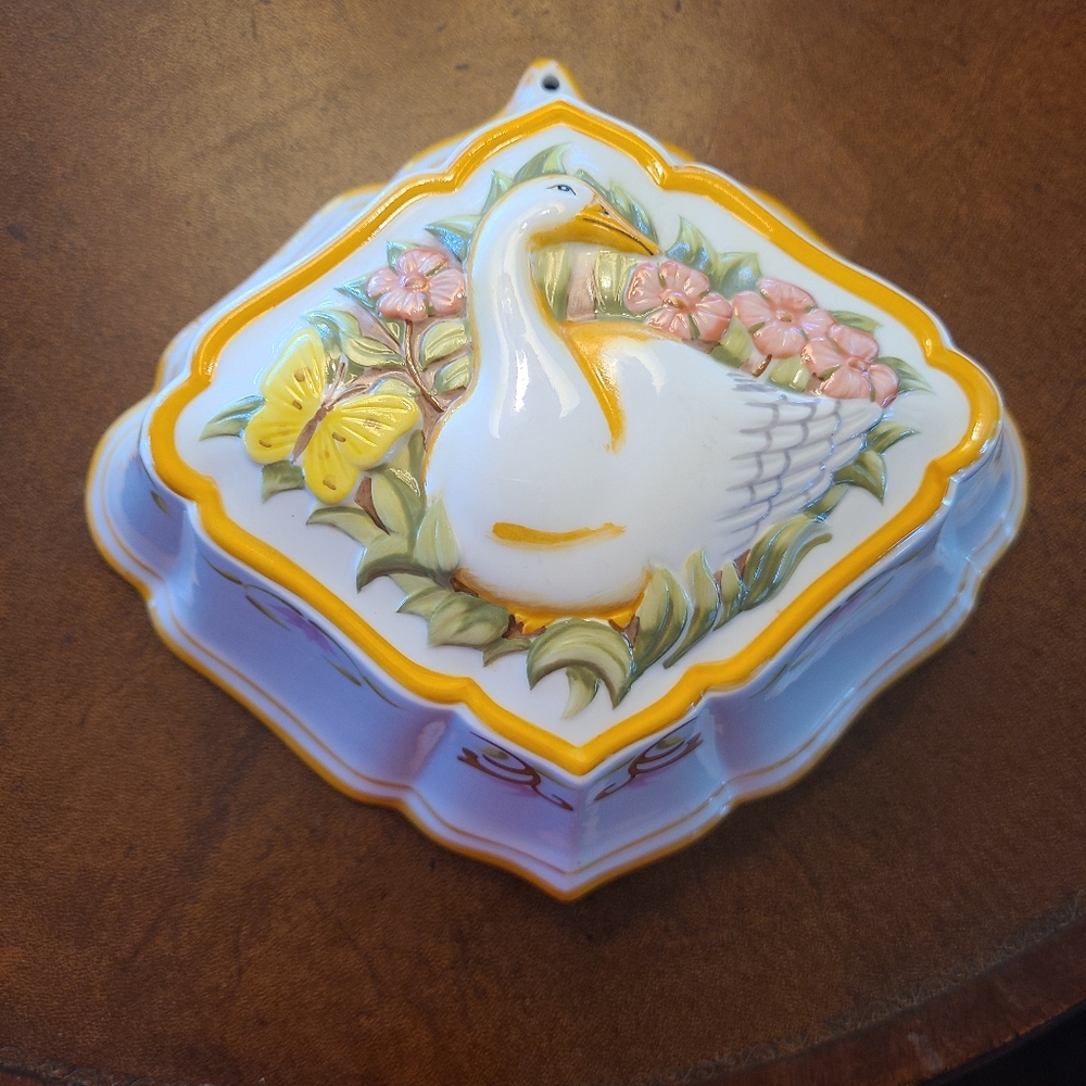 Franklin Mint Le Cordon Bleu Goose ceramic mold/kitchen decor vintage 1986 - Picture 5 of 9